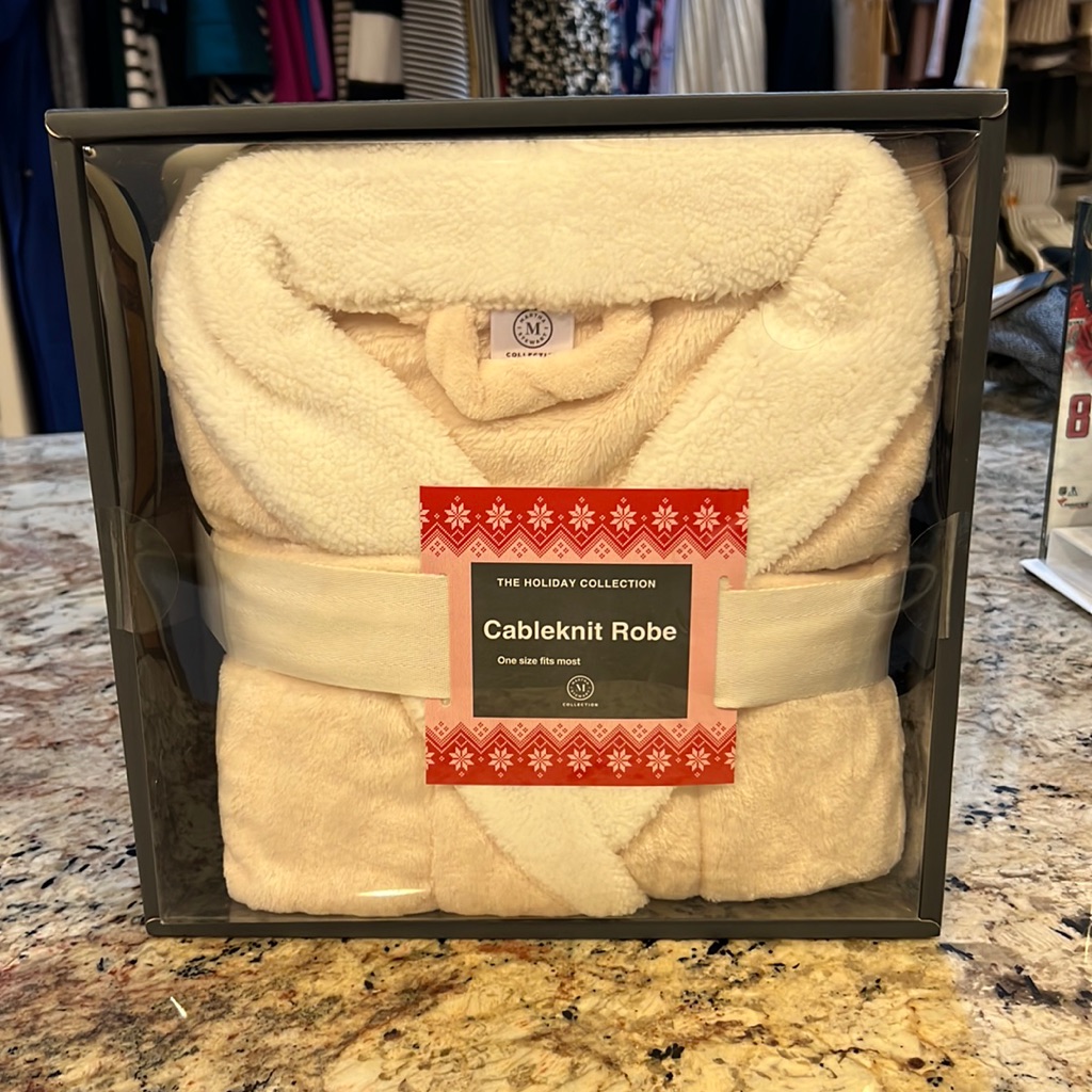 Cableknit Robe